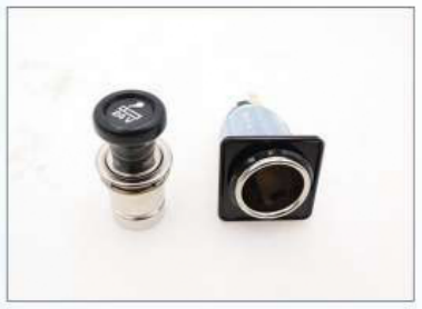 CIGARETTE UGHTER 20Y-06-23472